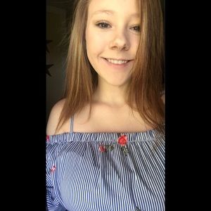 Meet your Posher, Raquel